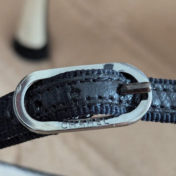 CHANEL Camellia Black Bow Ivory Leather Heels Shoes Slide Slingback Sandals - Picture 9 of 16